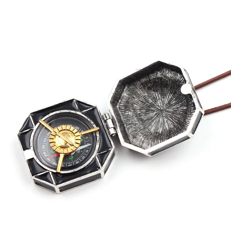 Collier "la boussole de Jack Sparrow"