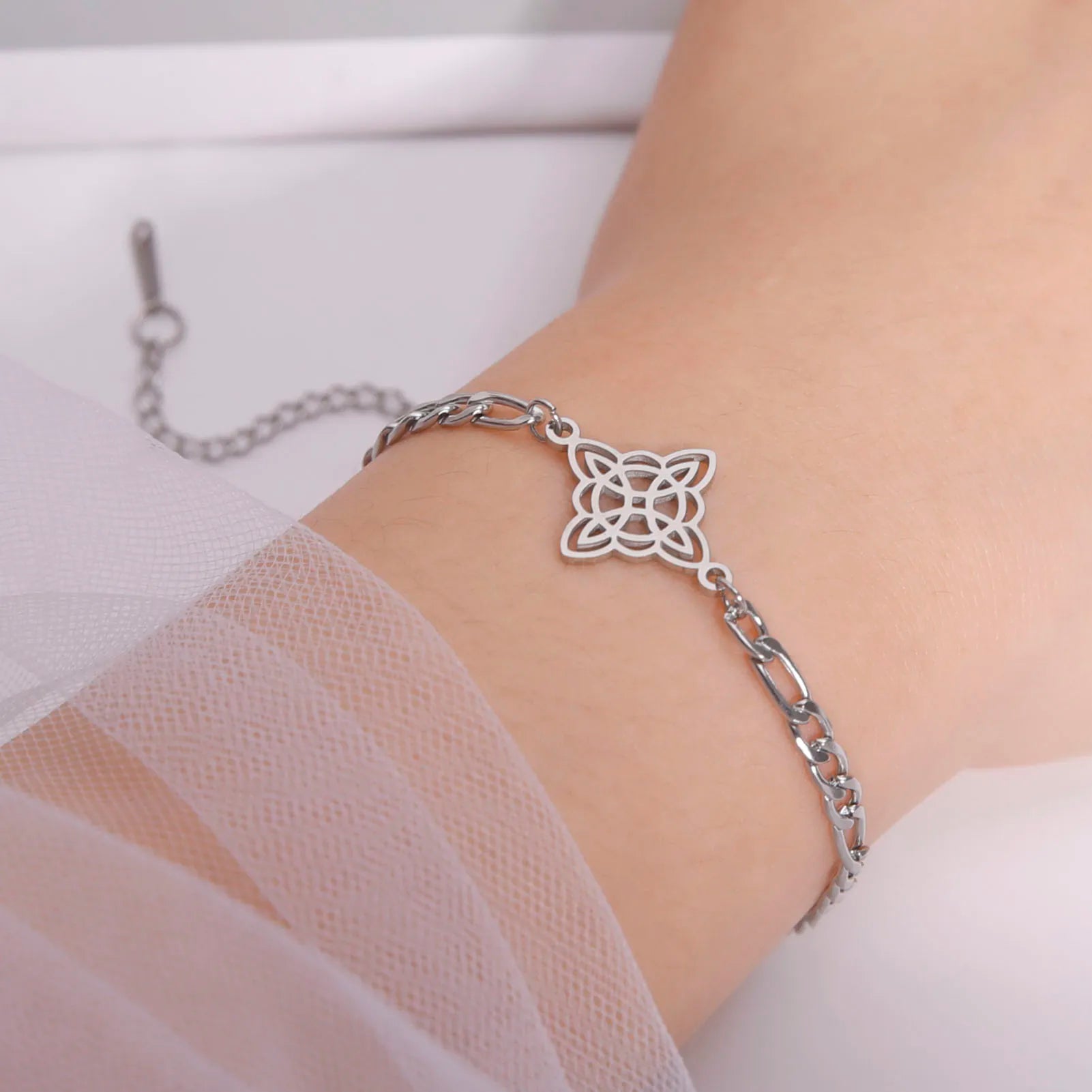 Bracelet nœuds celtics irlandais