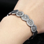 Manchette avec symboles viking