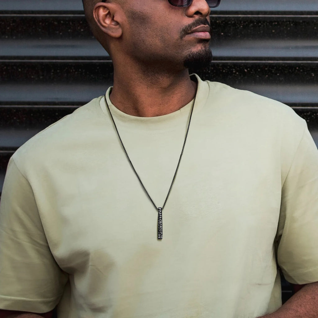 Collier "les runes protectrices"