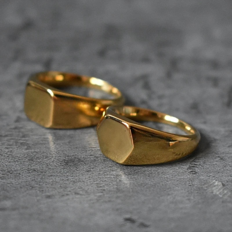 Bague subtilement inspiré du pirate