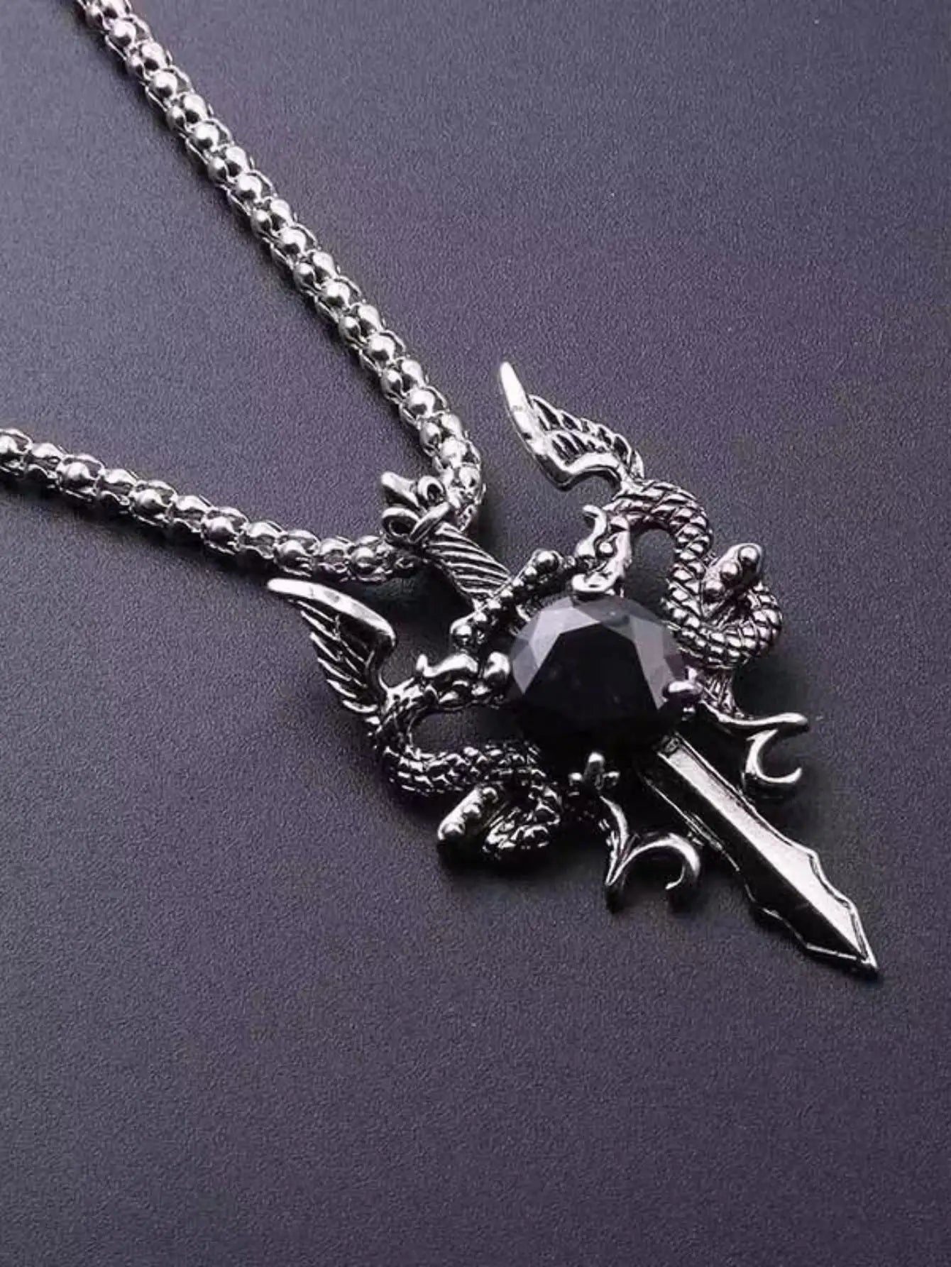 Collier "le joyau du dragon"