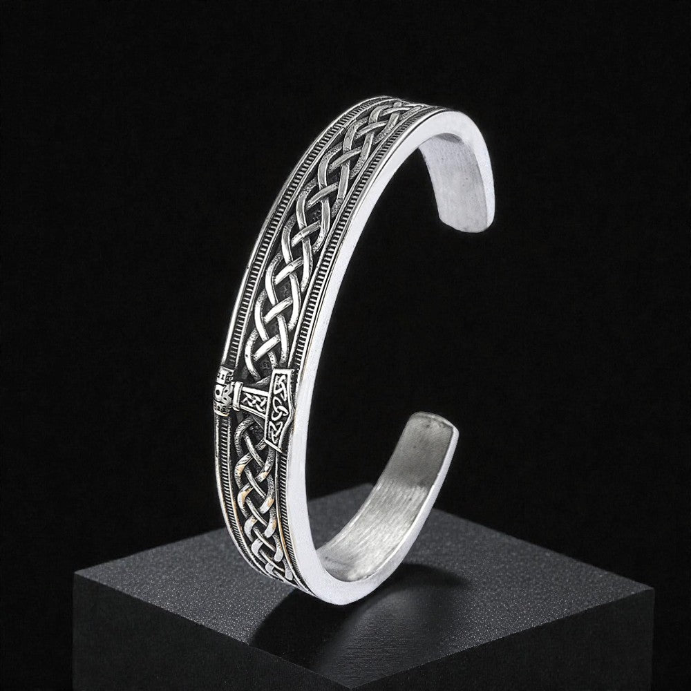 Manchette "le marteau de Thor"