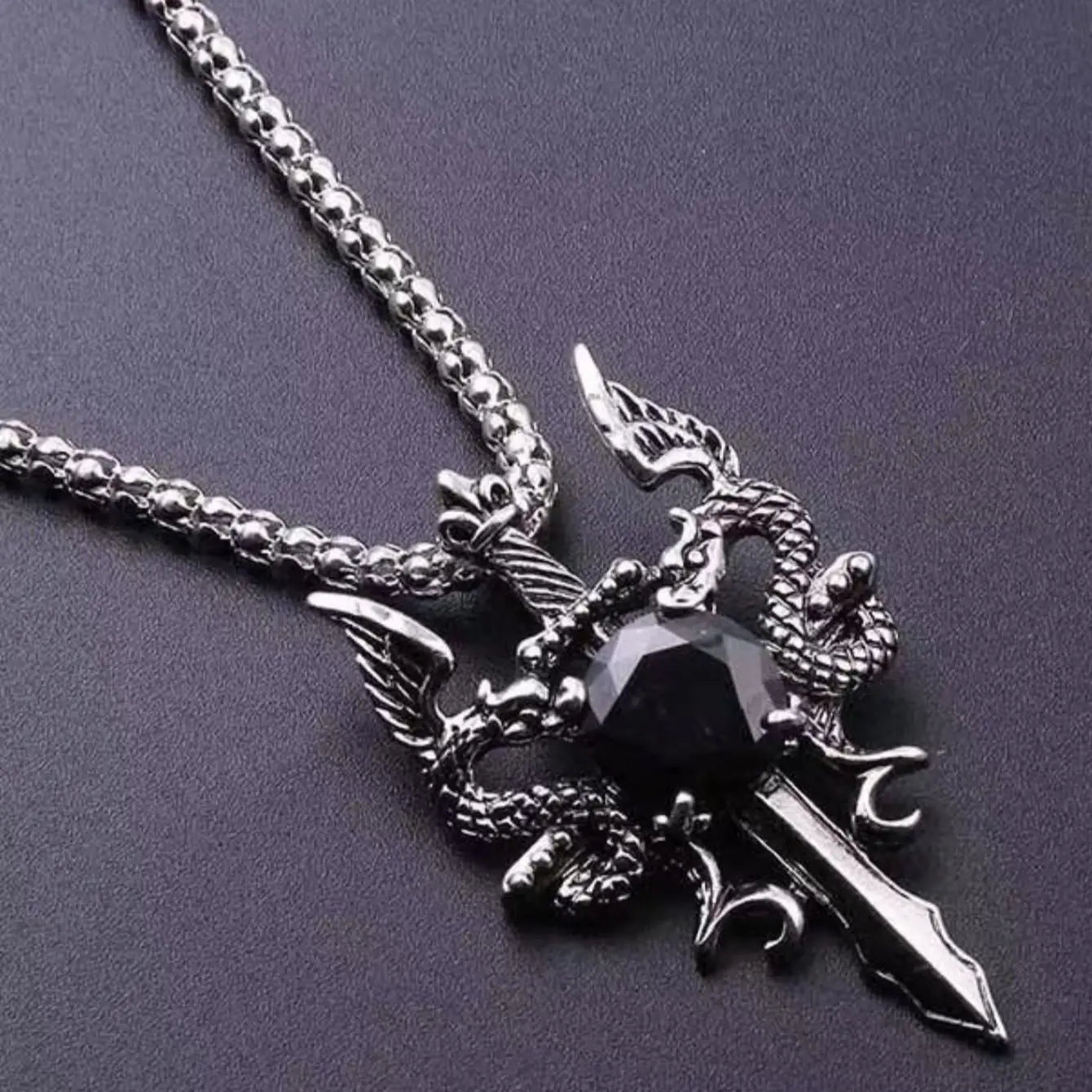 Collier "le joyau du dragon"