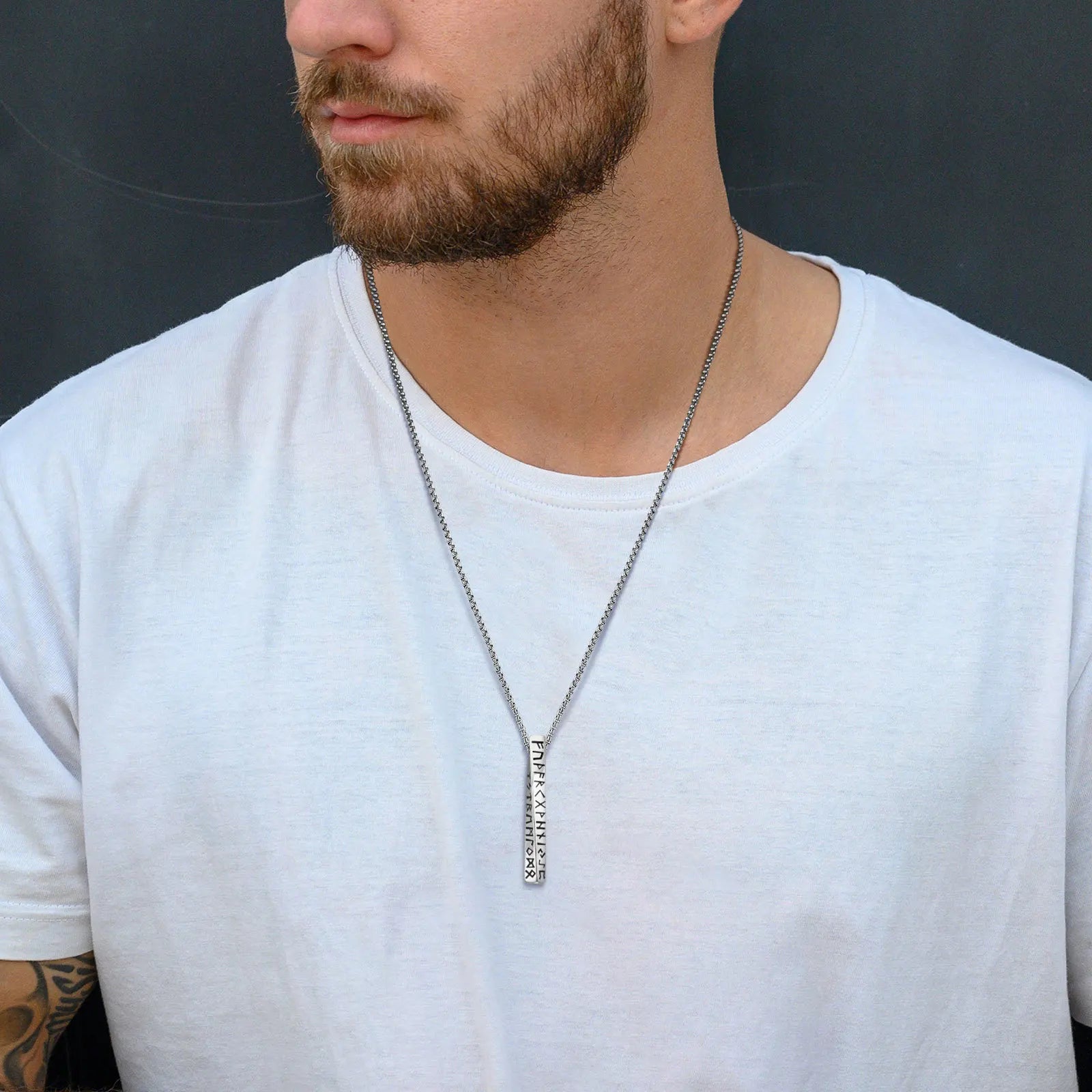 Collier "les runes protectrices"