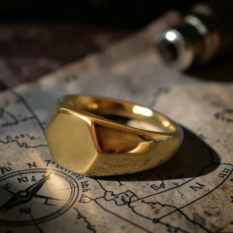 Bague subtilement inspiré du pirate
