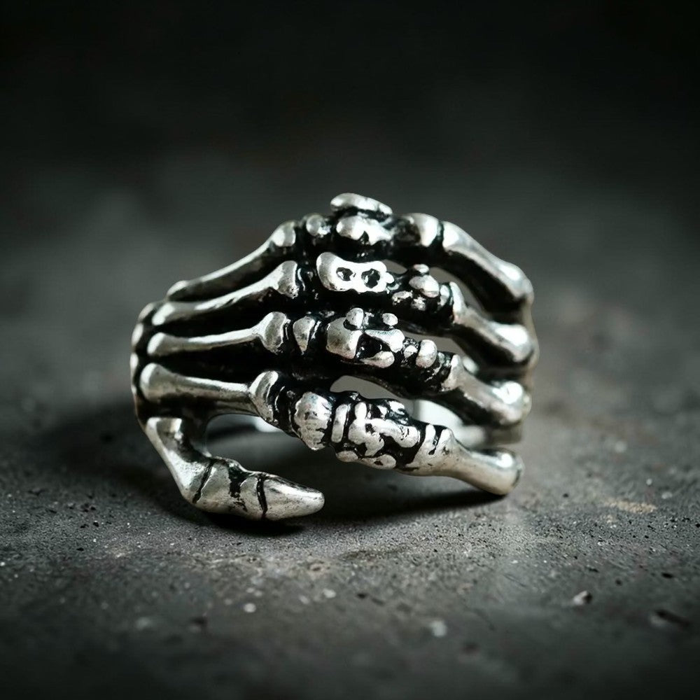 Bague "la main du squelette"