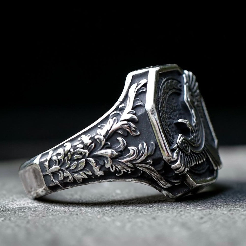 Bague "l'aigle charismatique"