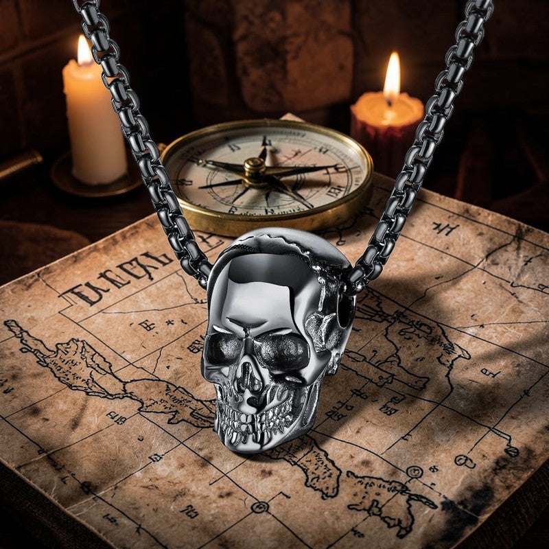 Collier "crâne de pirate"