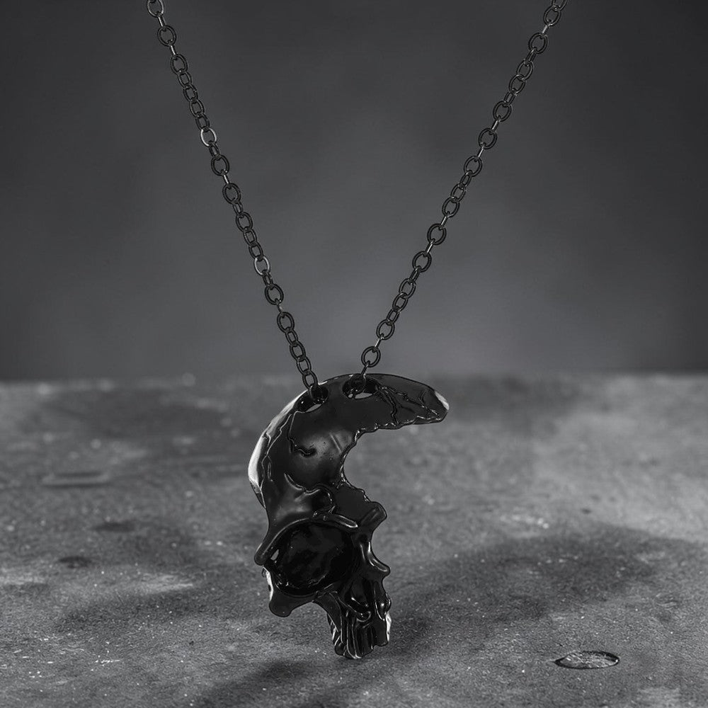 Collier demi-crâne de pirate