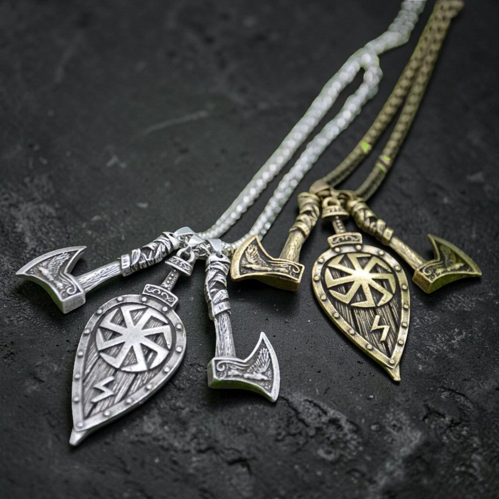 Collier "le bouclier et la hache"