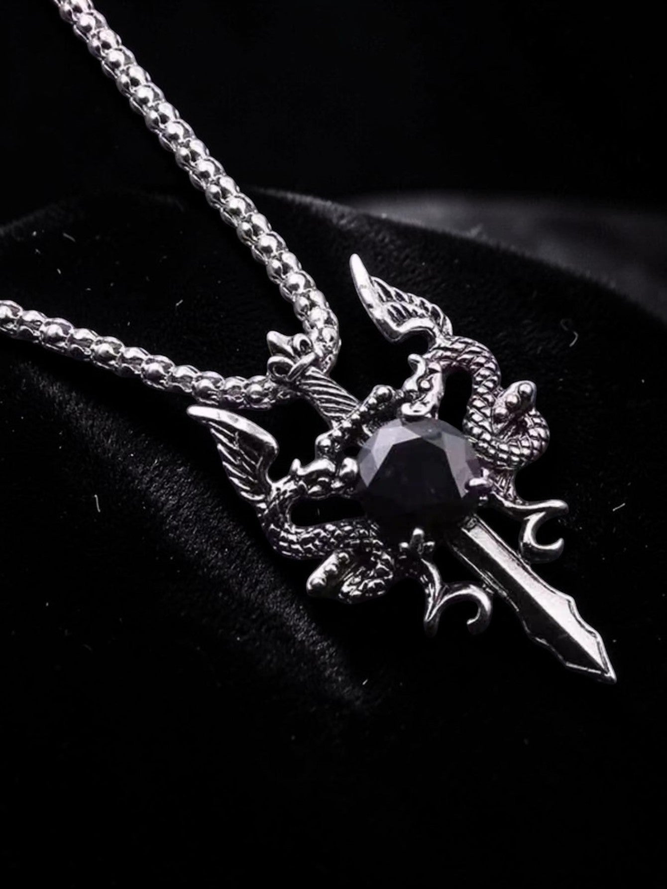 Collier "le joyau du dragon"