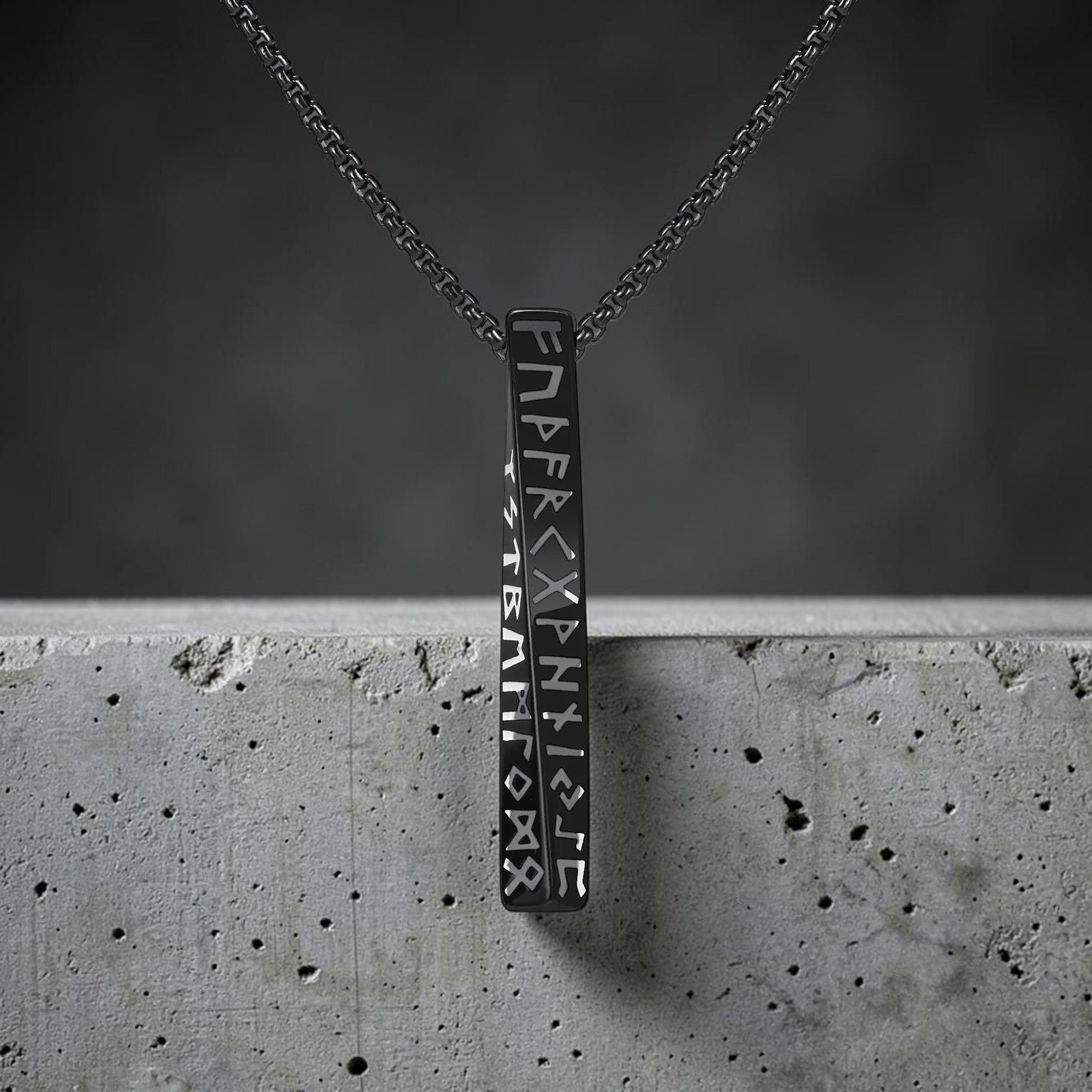 Collier "les runes protectrices"