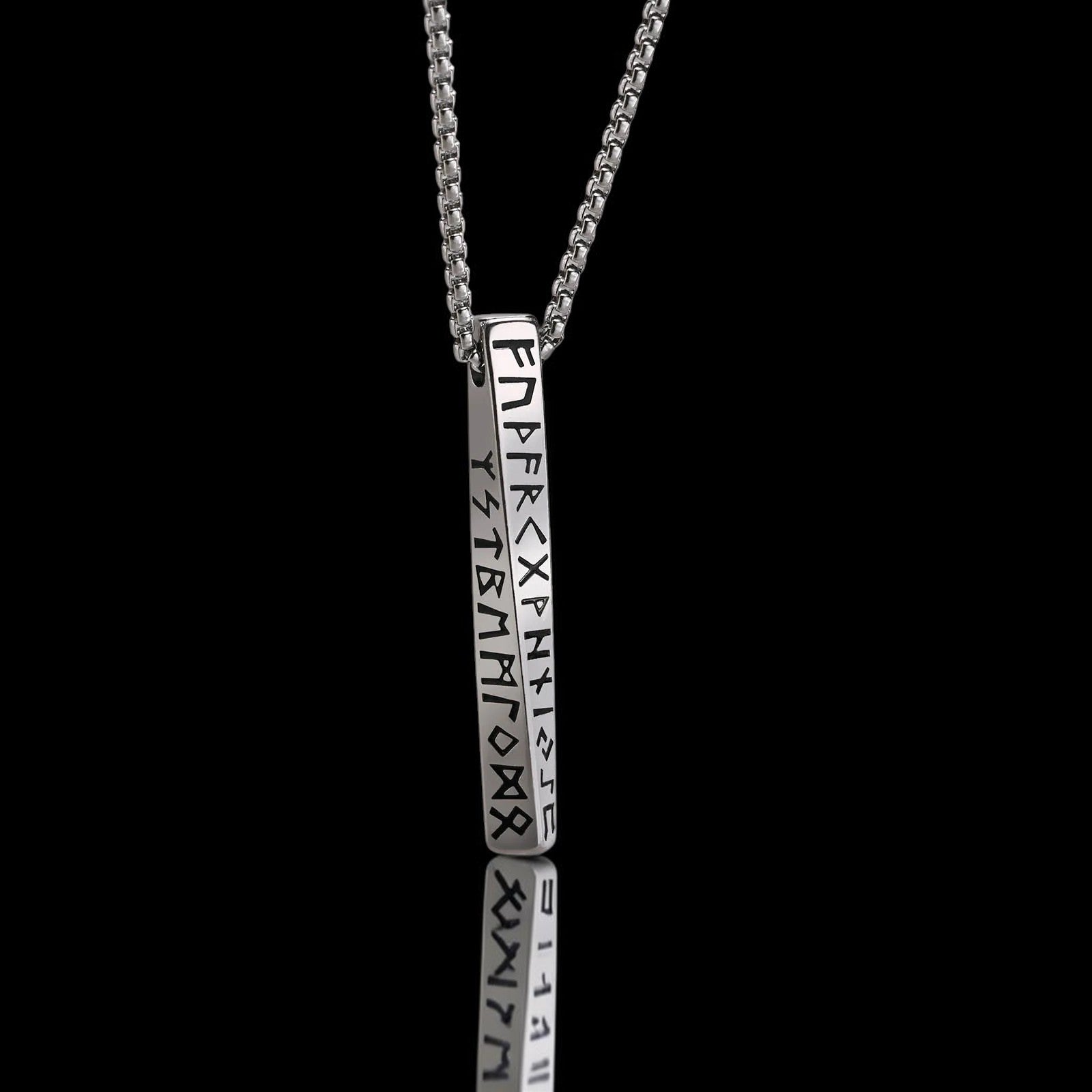 Collier "les runes protectrices"