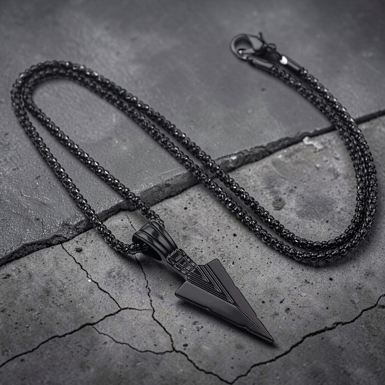 Collier flèche nordique