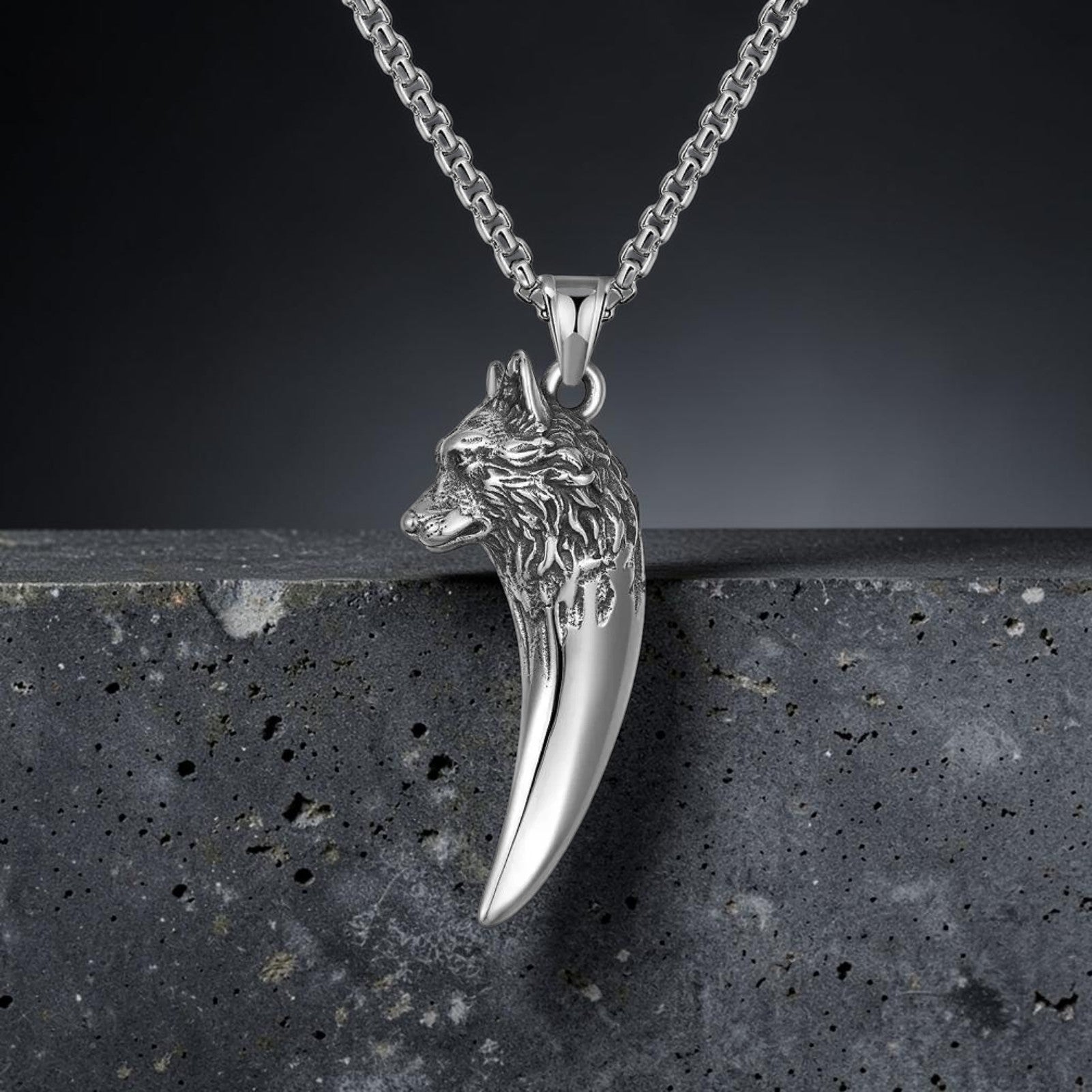 Collier "la dent du loup sauvage"