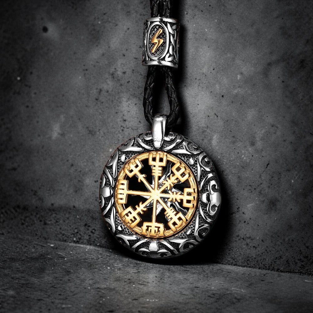 Collier boussole nordique
